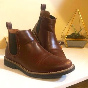 Kids Chelsea boot, size 1